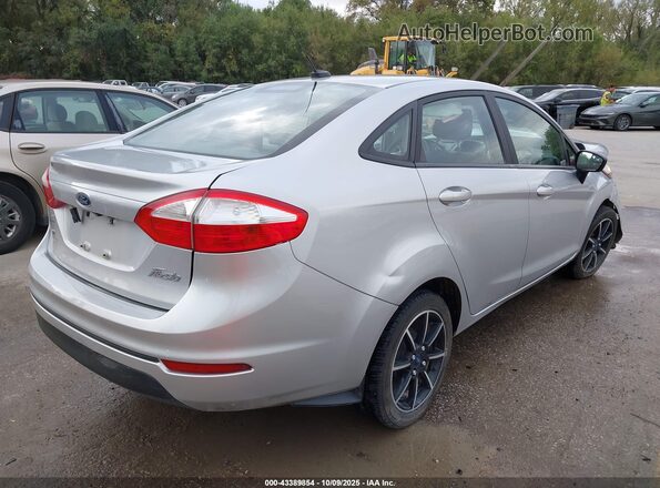 3FADP4BJ0JM146719 2018 FORD FIESTA Серебряный Задняя правая четверть