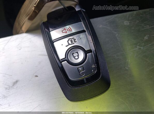 3FMTK1RM6NMA44152 2022 FORD MUSTANG MACH-E Серый Вид панели приборов
