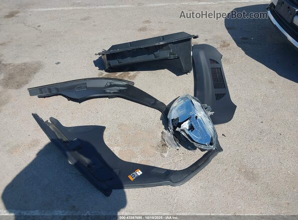 3FMTK1S59SMA03335 2025 FORD MUSTANG MACH-E Синий Вид панели приборов