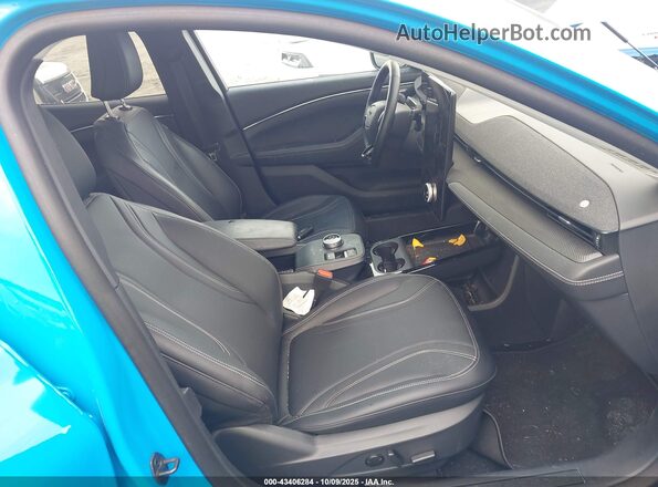 3FMTK3R70RMA52792 2024 FORD MUSTANG MACH-E PREMI Синий Панорамный вид салона 360°