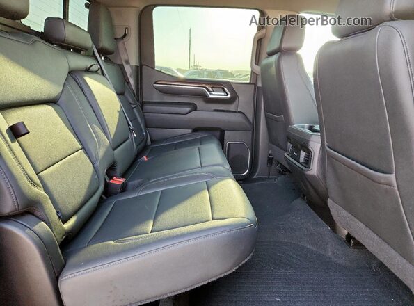 3GCUDFET4NG551059 2022 CHEVROLET SILVERADO Black Vista de los asientos traseros