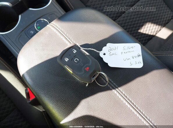 3GKALTEV3ML384970 2021 GMC TERRAIN Silver Dashboard view