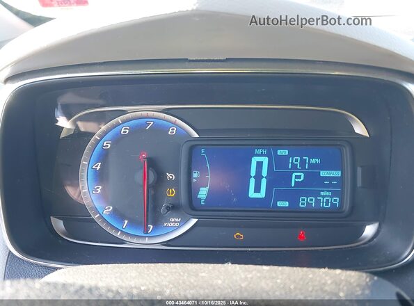 3GNCJPSB1GL204067 2016 CHEVROLET TRAX Серебряный Вид задних сидений