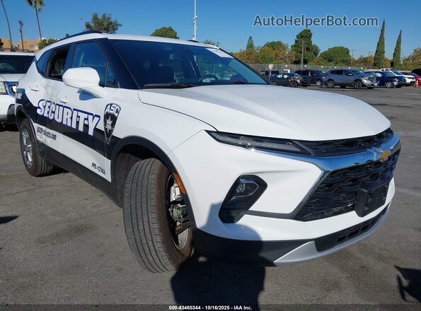 3GNKBCR45RS243729 2024 CHEVROLET BLAZER Белый Передняя правая четверть