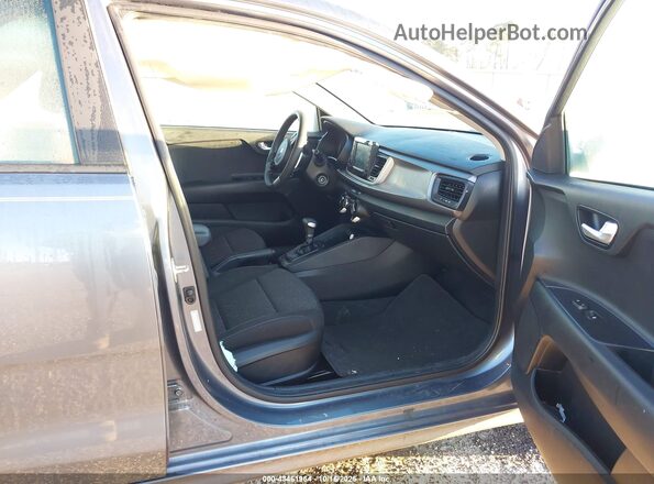 3KPA25ABXKE209767 2019 KIA RIO 5-DOOR Серый Вид салона спереди