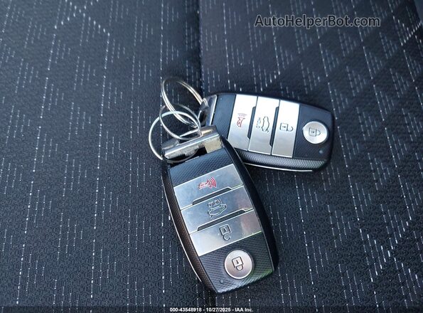 3KPA25AD8PE518162 2023 KIA RIO 5-DOOR Черный Вид панели приборов