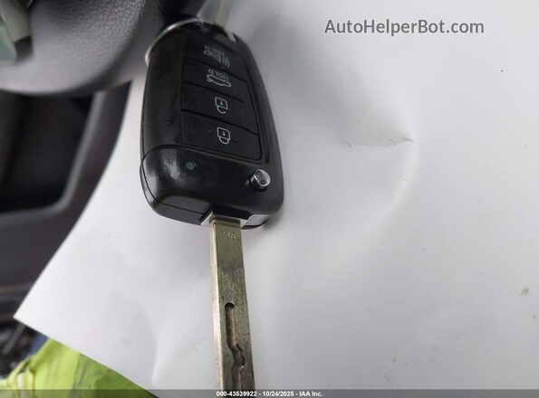 3KPC24A63LE091956 2020 HYUNDAI ACCENT Серый Вид панели приборов