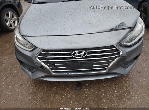 3KPC24A63LE091956 2020 HYUNDAI ACCENT Серый Вид спереди