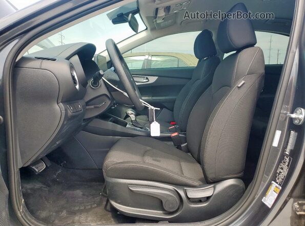 3KPF24AD3RE841005 2024 KIA FORTE Серый Вид салона спереди