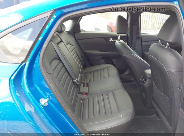 3KPF54AD2PE666797 2023 KIA FORTE Синий Вид наклейки с VIN-кодом