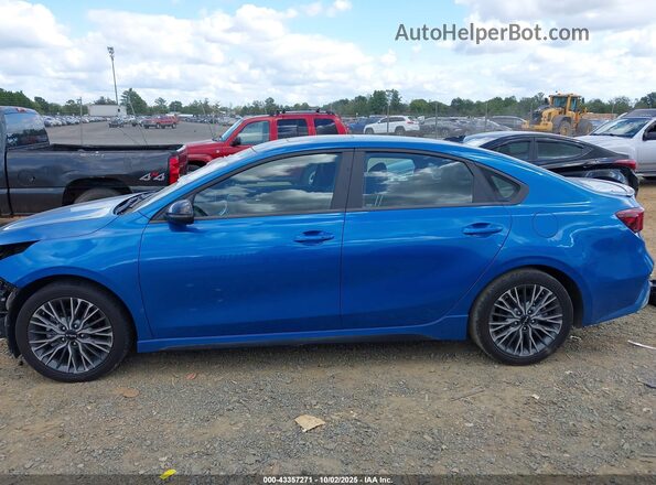 3KPF54AD2PE666797 2023 KIA FORTE Синий 
