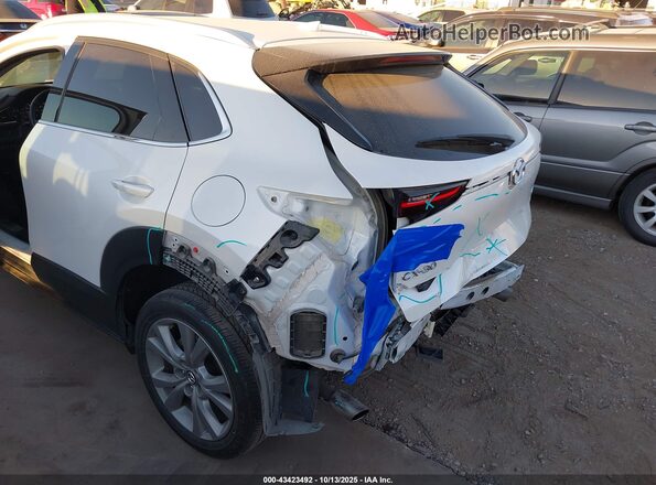3MVDMADL1MM272266 2021 MAZDA CX-30 White Front view