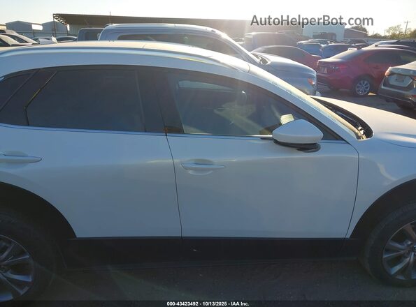 3MVDMADL1MM272266 2021 MAZDA CX-30 White 360 interior view
