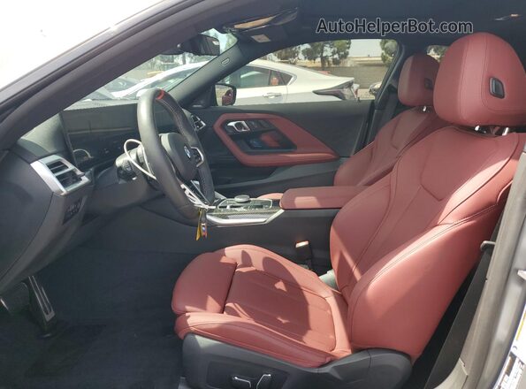 3MW43CM05S8F37358 2025 BMW M2 Серый Вид салона спереди