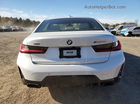 3MW49FF02P8D12366 2023 BMW M3 White უკანა ხედი