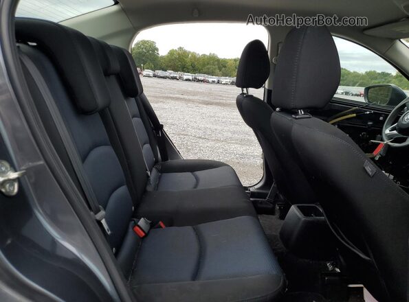 3MYDLBYV0JY302871 2018 TOYOTA YARIS Charcoal Vista de los asientos traseros