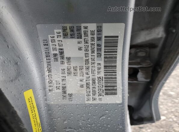 3MYDLBYV3JY315095 2018 TOYOTA YARIS Серебряный Вид наклейки с VIN-кодом