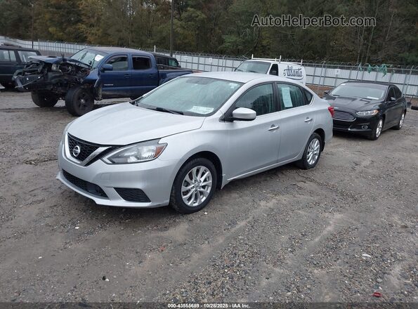 3N1AB7AP6JY261808 2018 NISSAN SENTRA Silver Vista tres cuartos delantera izquierda