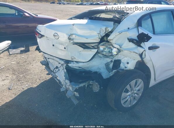 3N1AB8BV9RY319070 2024 NISSAN SENTRA White Widok z przodu