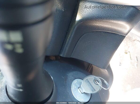 3N1CE2CPXKL355124 2019 NISSAN VERSA NOTE White Widok deski rozdzielczej