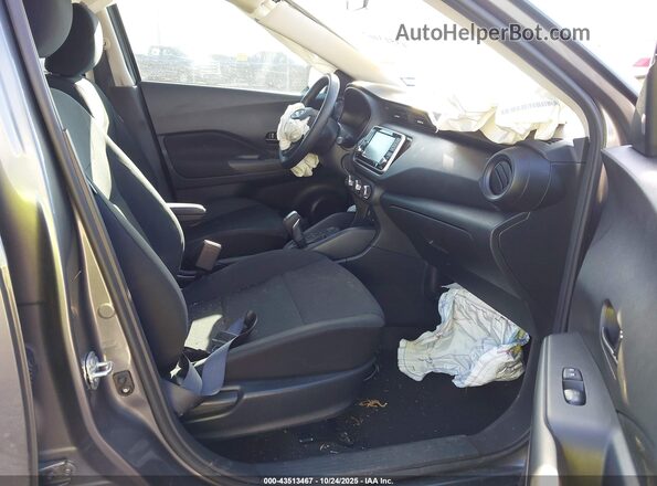 3N1CP5BV5SL475943 2025 NISSAN KICKS PLAY Gray Widok wnętrza z przodu