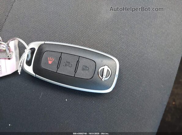 3N1CP5BV5SL477739 2025 NISSAN KICKS PLAY Black Widok deski rozdzielczej
