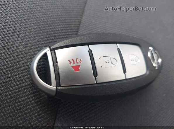 3N1CP5BV8SL493045 2025 NISSAN KICKS PLAY Синий Вид панели приборов