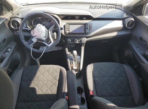 3N1CP5CU6JL525219 2018 NISSAN KICKS Белый Вид панели приборов