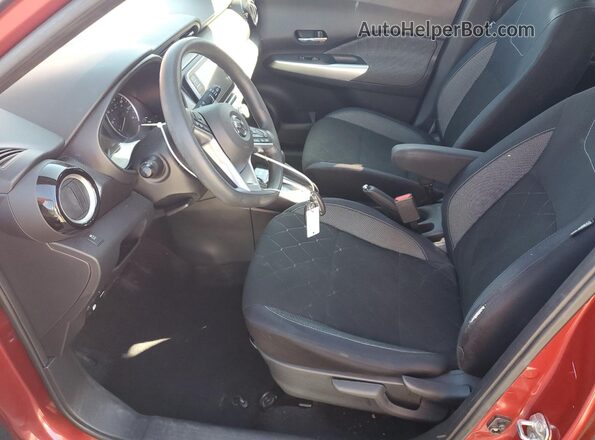 3N1CP5CU6JL544627 2018 NISSAN KICKS Red Front interior view