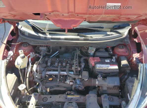 3N1CP5CU6JL544627 2018 NISSAN KICKS Red Rear interior view