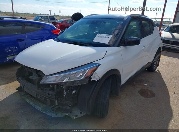 3N1CP5CV4PL550041 2023 NISSAN KICKS White Առջևի ձախ երեք քառորդ տեսարան