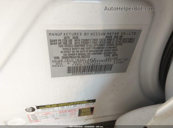 3N8AP6CA1SL393752 2025 NISSAN KICKS White Widok komory silnika