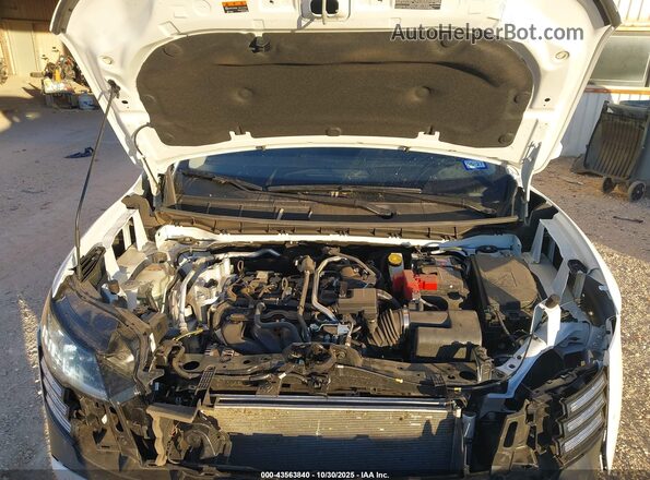 3N8AP6CA1SL393752 2025 NISSAN KICKS White Widok z tyłu