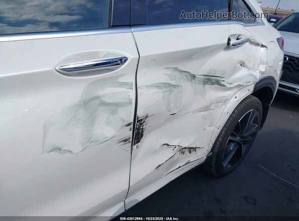 3PCAJ5JRXPF110061 2023 INFINITI QX55 Белый Вид спереди