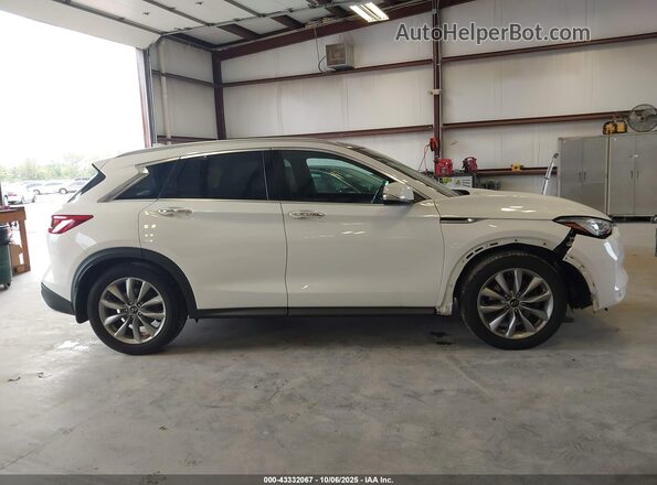 3PCAJ5M30LF112452 2020 INFINITI QX50 Белый Вид задней части салона