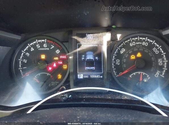 3TMCZ5AN3PM654637 2023 TOYOTA TACOMA Белый Вид задних сидений