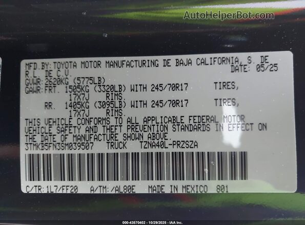 3TMKB5FN3SM039507 2025 TOYOTA TACOMA Gray Widok komory silnika