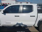 2024 Toyota Tacoma Trd Off Road 4wd White vin: 3TMLB5JN7RM064707