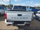 2024 Toyota Tacoma Trd Off Road 4wd White vin: 3TMLB5JN7RM064707