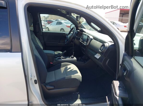 3TYBZ5DN7MT001185 2021 TOYOTA TACOMA White Vista interior delantera