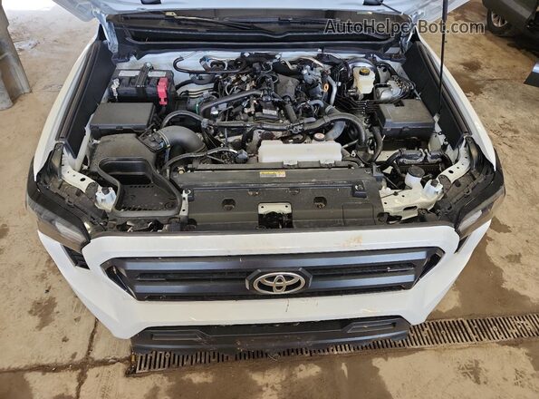 3TYJDAHN2ST024433 2025 TOYOTA TACOMA White Rear interior view