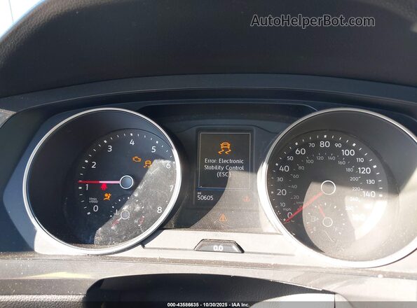 3VV1B7AX6MM099110 2021 VOLKSWAGEN TIGUAN Серебряный Вид задних сидений
