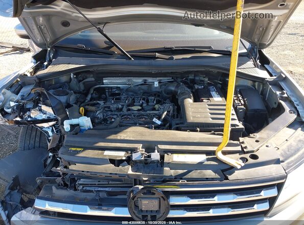3VV1B7AX6MM099110 2021 VOLKSWAGEN TIGUAN Серебряный Вид сзади