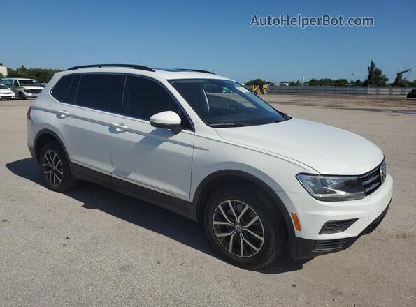 3VV3B7AX2JM192842 2018 VOLKSWAGEN TIGUAN White Przód prawy