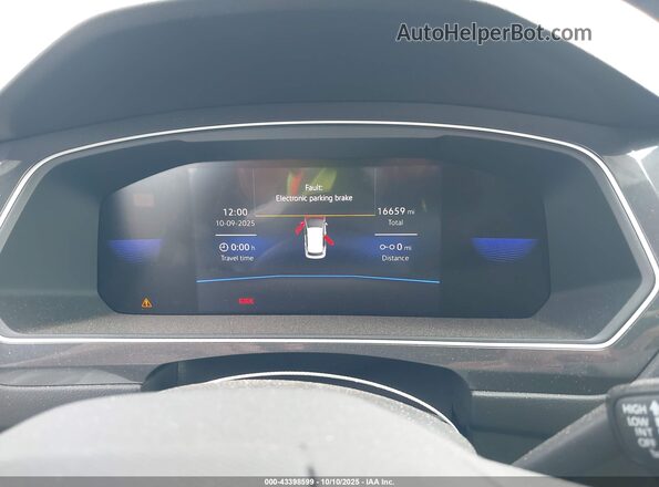 3VV8B7AX5RM052219 2024 VOLKSWAGEN TIGUAN Серый Вид задних сидений