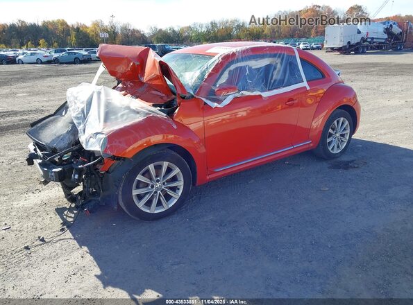 3VWFD7AT7JM706409 2018 VOLKSWAGEN BEETLE Оранжевый Передняя левая четверть