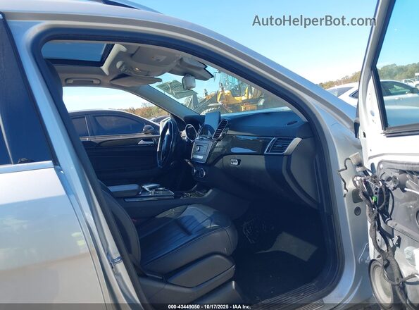 4JGDF6EE1JB074262 2018 MERCEDES-BENZ GLS 450 Серебряный Вид салона спереди