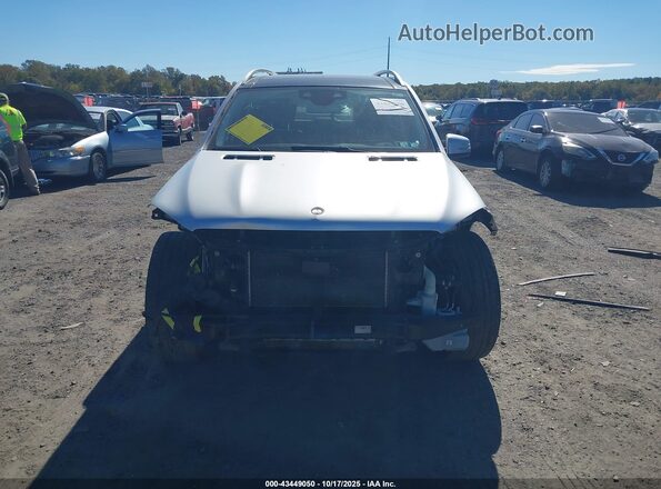 4JGDF6EE1JB074262 2018 MERCEDES-BENZ GLS 450 Серебряный Вид задней части салона