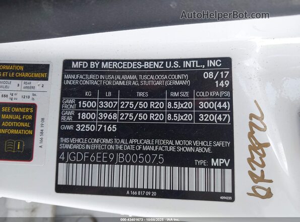 4JGDF6EE9JB005075 2018 MERCEDES-BENZ GLS 450 White Vista del compartimento del motor