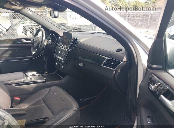 4JGDF7DE2KB186805 2019 MERCEDES-BENZ GLS 550 Серебряный Вид салона спереди